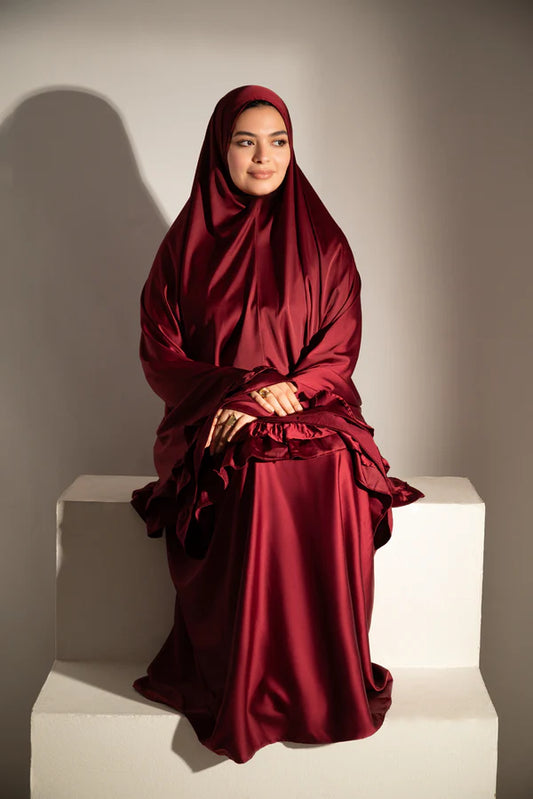 Burgundy stain Fabric Isdal