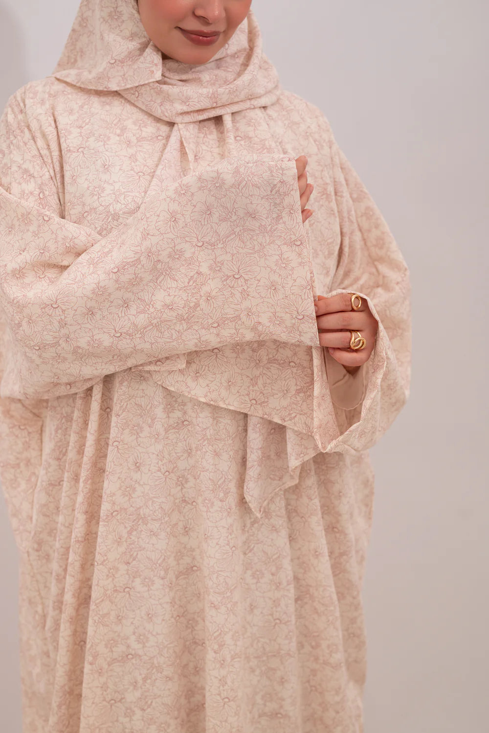 Floral Royal Crepe Fabric Isdal