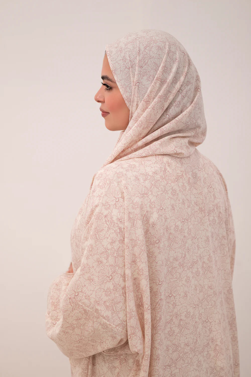 Floral Royal Crepe Fabric Isdal