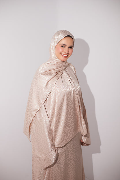 Nour shine